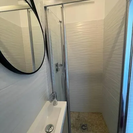 Apartment Studio Neuf Dans Avec Piscine