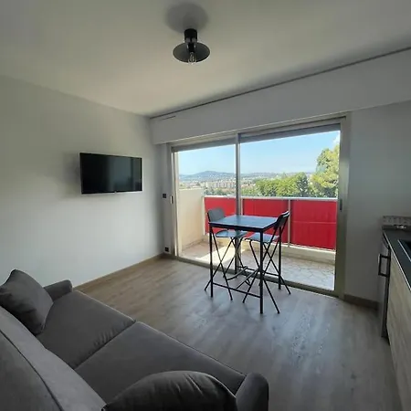 Apartment Studio Neuf Dans Avec Piscine *